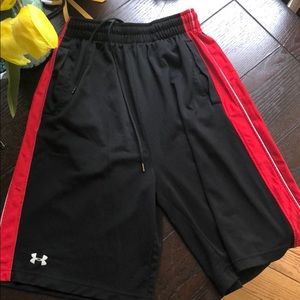 Like new Under Armor athletic shorts
